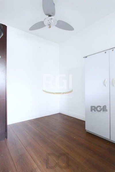 Vende-se apartamento 3 dorm com suíte e sacada 2 vagas cobertas - 126m² - Mont'Serrat — foto 11