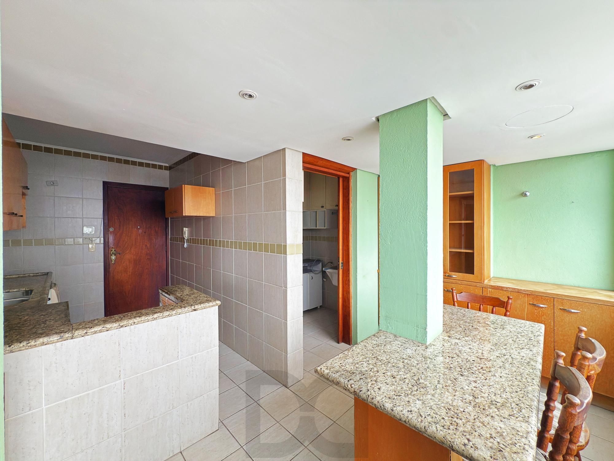 Apartamento de 3 Dormitórios localizado no bairro Petrópolis — foto 18
