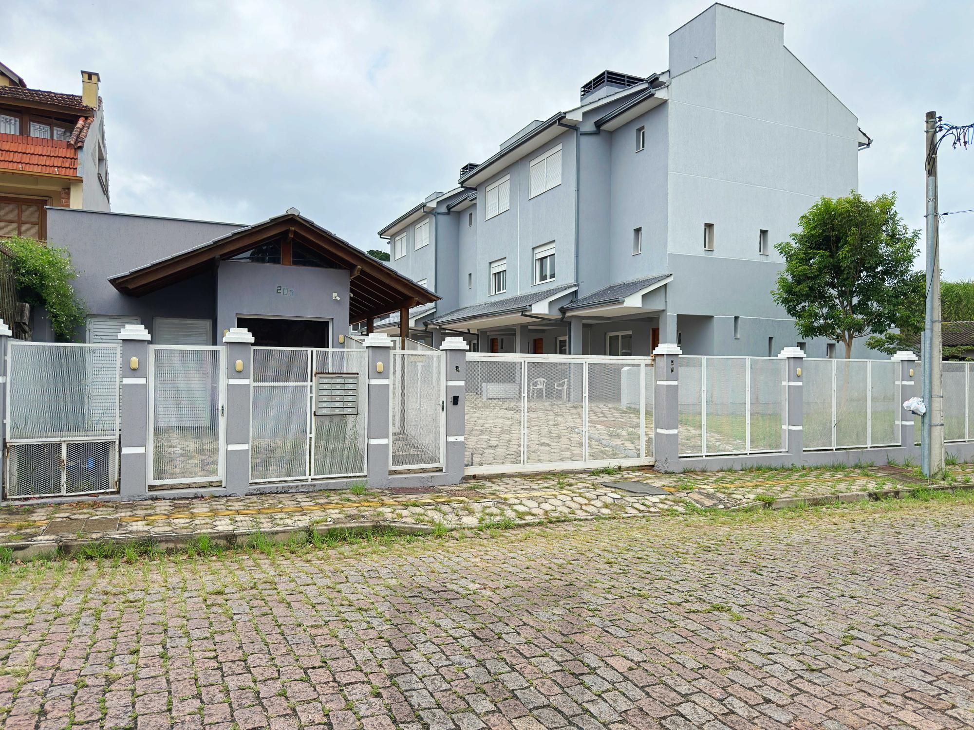 Vende-se casa em condomínio com 4 dormitórios (2 suítes), 3 vagas – Tristeza — foto 40