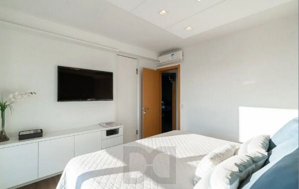 Vende-se amplo apartamento com 3 suítes, 126m² e 2 vagas - Petrópolis — foto 13