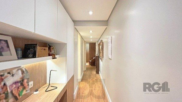 Apartamento de 200m², 4 quartos, 1 suíte e 4 vagas – Moinhos de Vento — foto 31