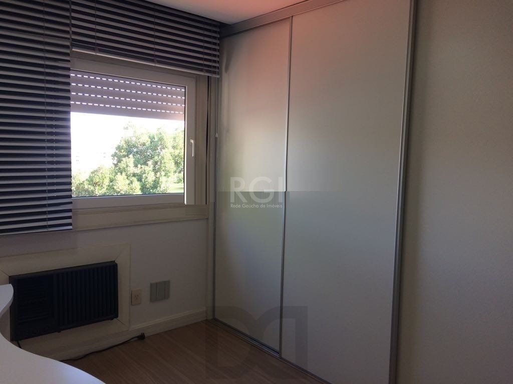 Cobertura para Venda - 248m², 3 dormitórios, sendo 1 suites, 2 vagas - Mont Serrat — foto 29