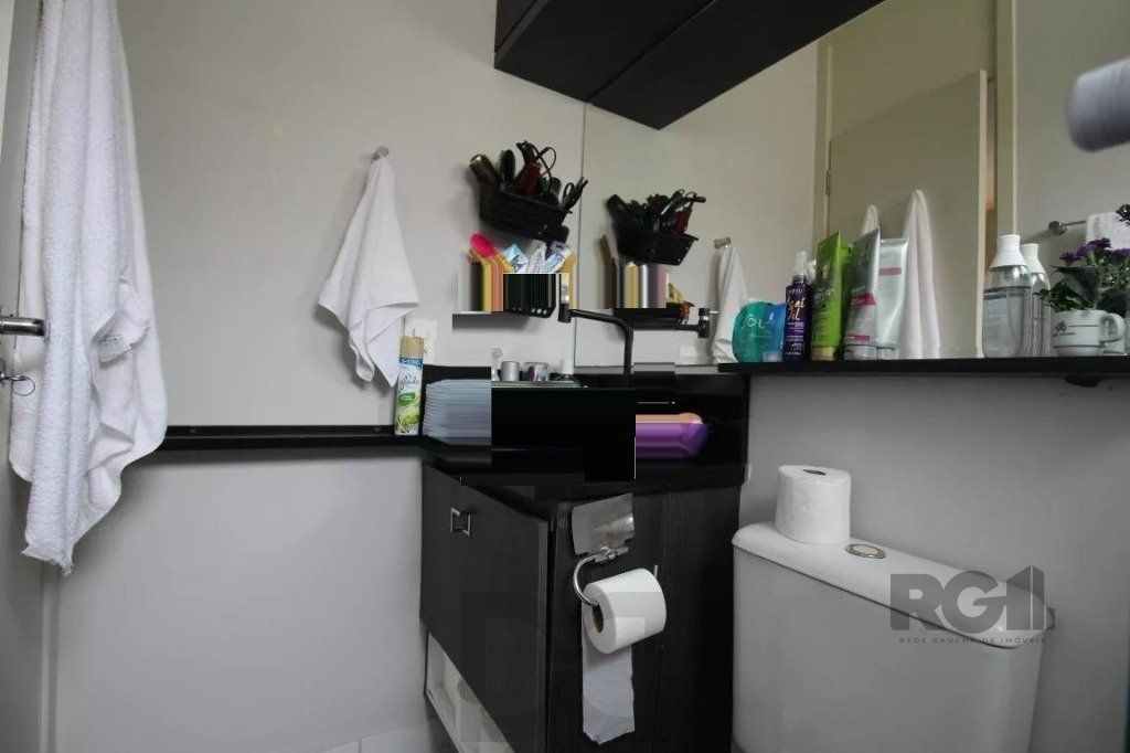 Vende-se apartamento 3 dorm 2 vagas - Bairro Morro Santana — foto 19