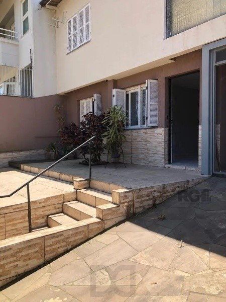 Vende-se casa estilo sobrad, no formado de 2 residencias independentes, 4 quartos com 1 suíte e 2 vagas - 208m² - Vila Ipiranga — foto 22