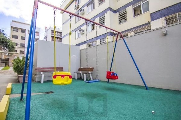 Vende-se apartamento com 2 quartos (1 suíte), 74m² e 2 vagas – Petrópolis — foto 26