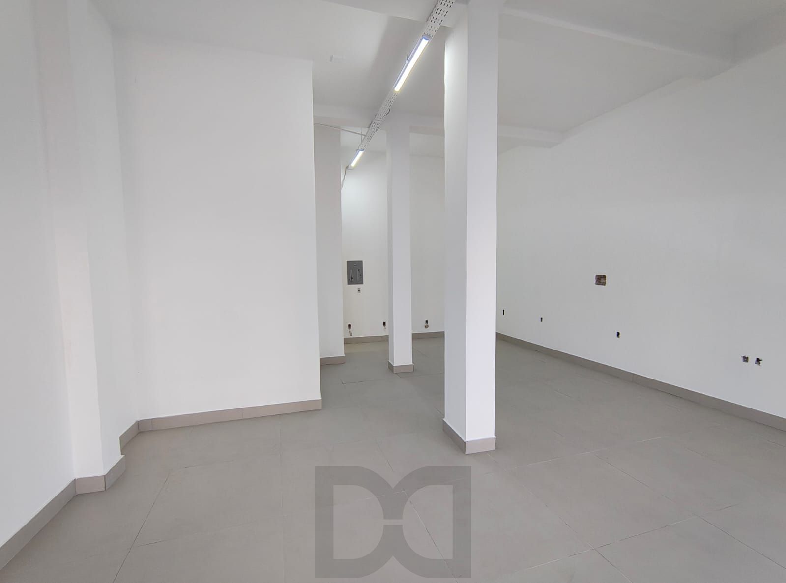 Vende-se loja com 100 m² - Floresta — foto 2