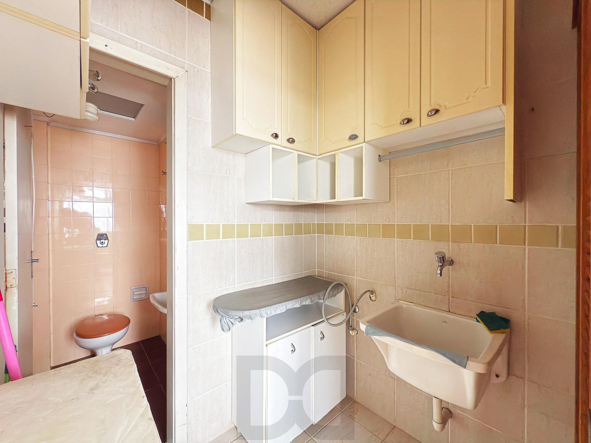 Apartamento de 3 Dormitórios localizado no bairro Petrópolis — foto 20
