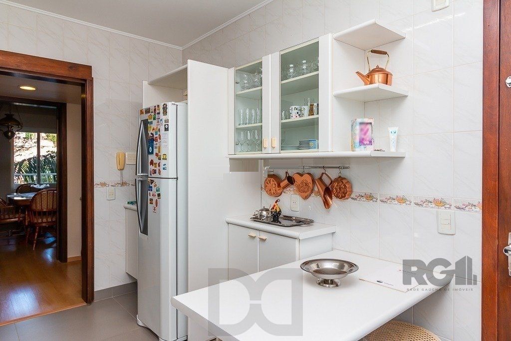 Vende-se amplo apartamento 3 quartos c/ suíte, 2 vagas, living com sacada e vista - 139m² - Auxiliadora — foto 12