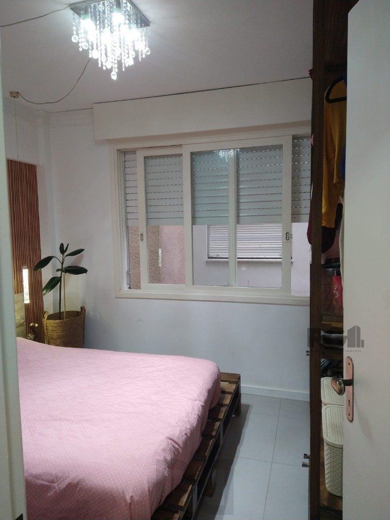 Vende-se excelente apartamento 1 dormitório, peças amplas - 47m² - Centro Histórico — foto 7