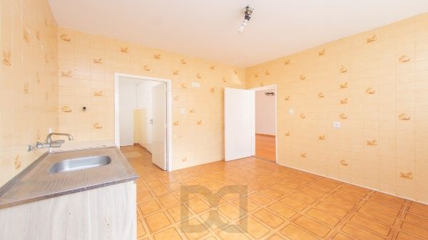 Vende-se apartamento com 3 quartos (1 suíte), 97 m² e 1 vaga – Bom Fim — foto 3