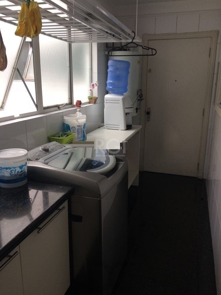 Cobertura para Venda - 248m², 3 dormitórios, sendo 1 suites, 2 vagas - Mont Serrat — foto 17
