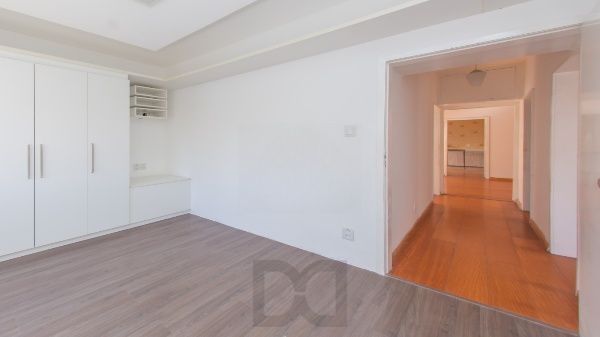 Vende-se apartamento com 3 quartos (1 suíte), 97 m² e 1 vaga – Bom Fim — foto 9