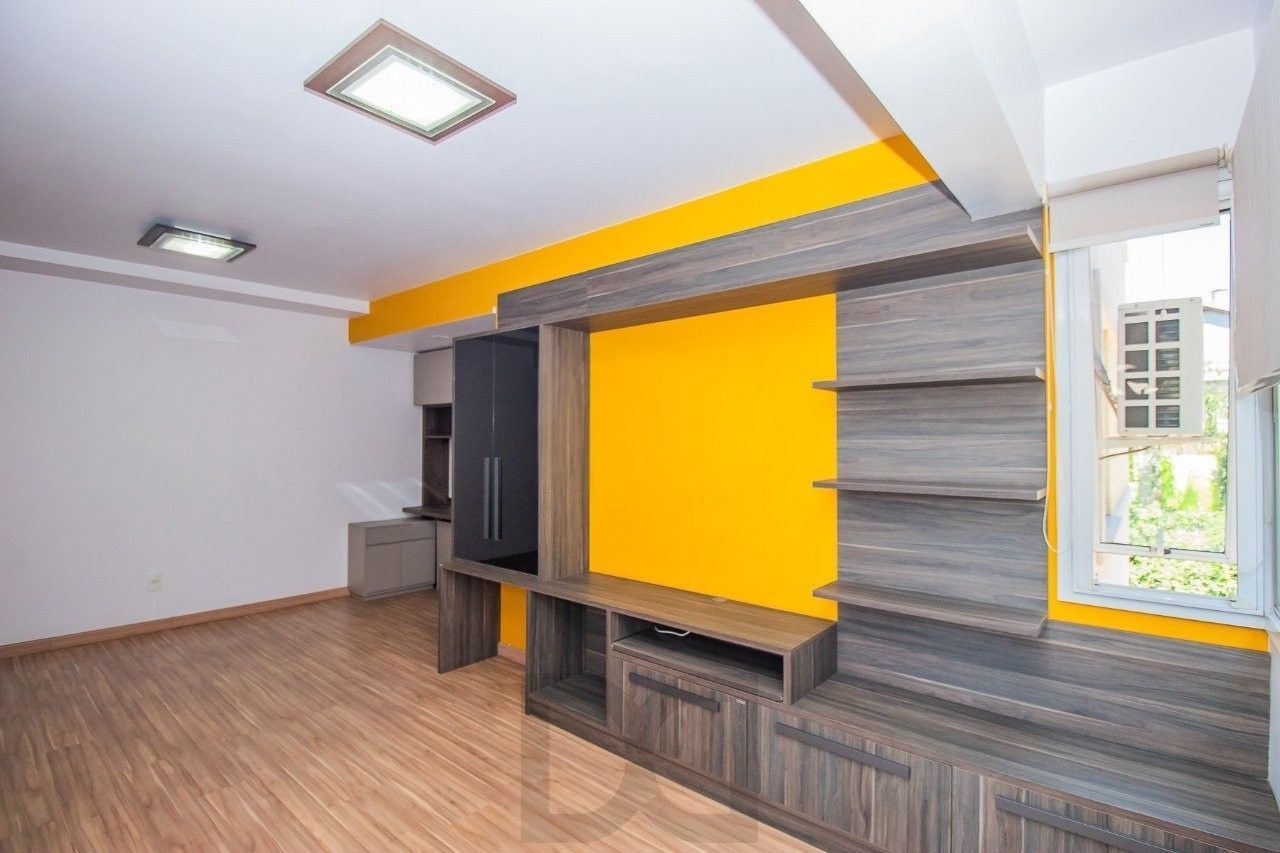Apartamento com 70m², 2 dormitórios, 1 suíte, 1 vaga no bairro Higienópolis em Porto Alegre — foto 2