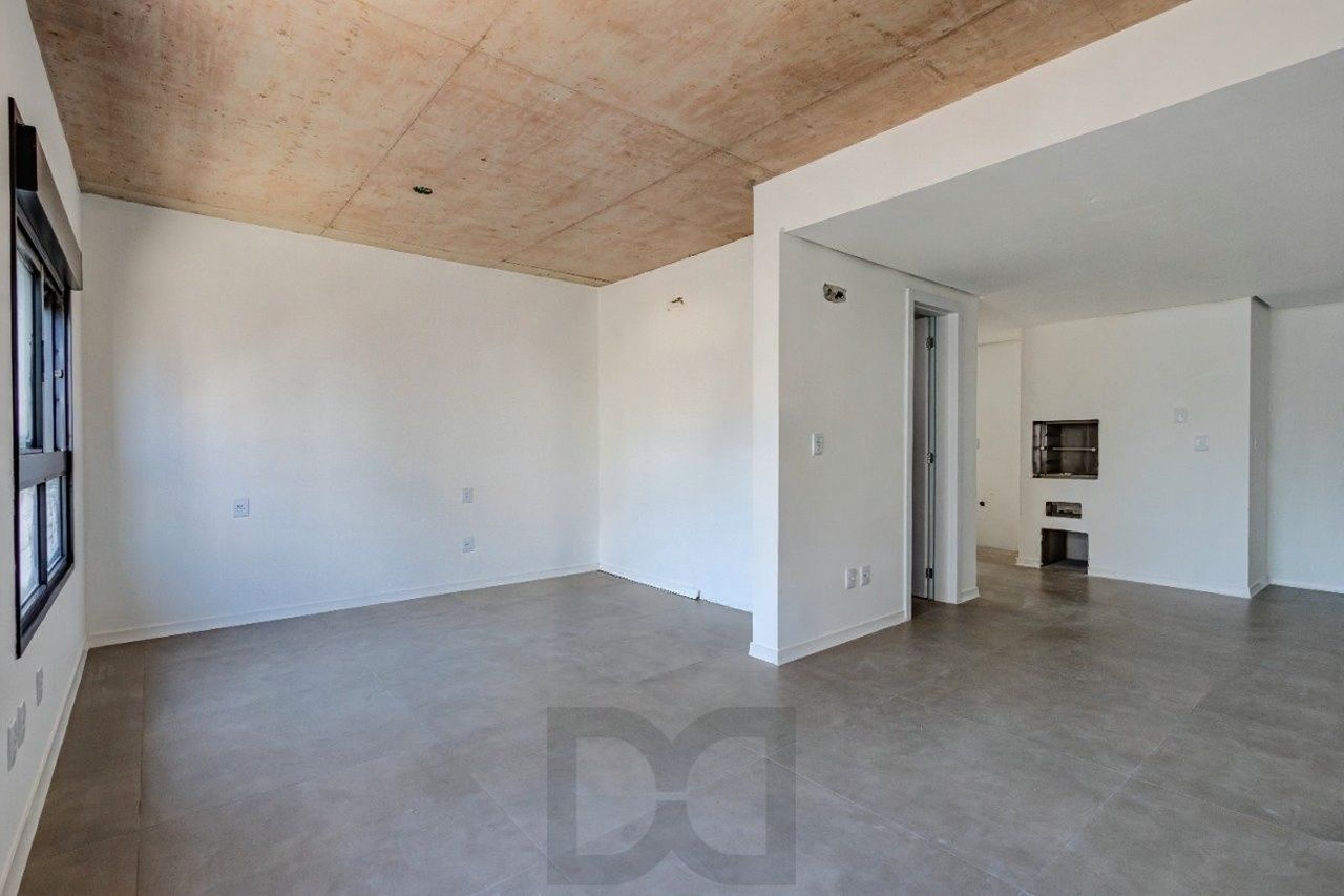 Vende-se apartamento com 1 quarto, 44,9 m² e 1 vaga – Petrópolis — foto 1