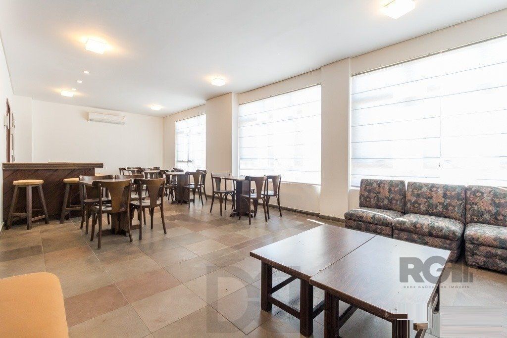 Vende-se amplo apartamento 3 quartos c/ suíte, 2 vagas, living com sacada e vista - 139m² - Auxiliadora — foto 33