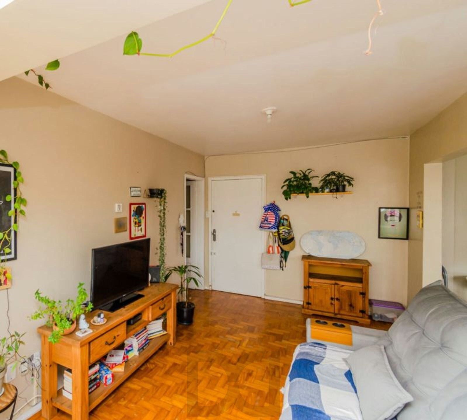 Vende-se apartamento com 2 quartos, 78m² e 1 vaga - Bom Fim — foto 3