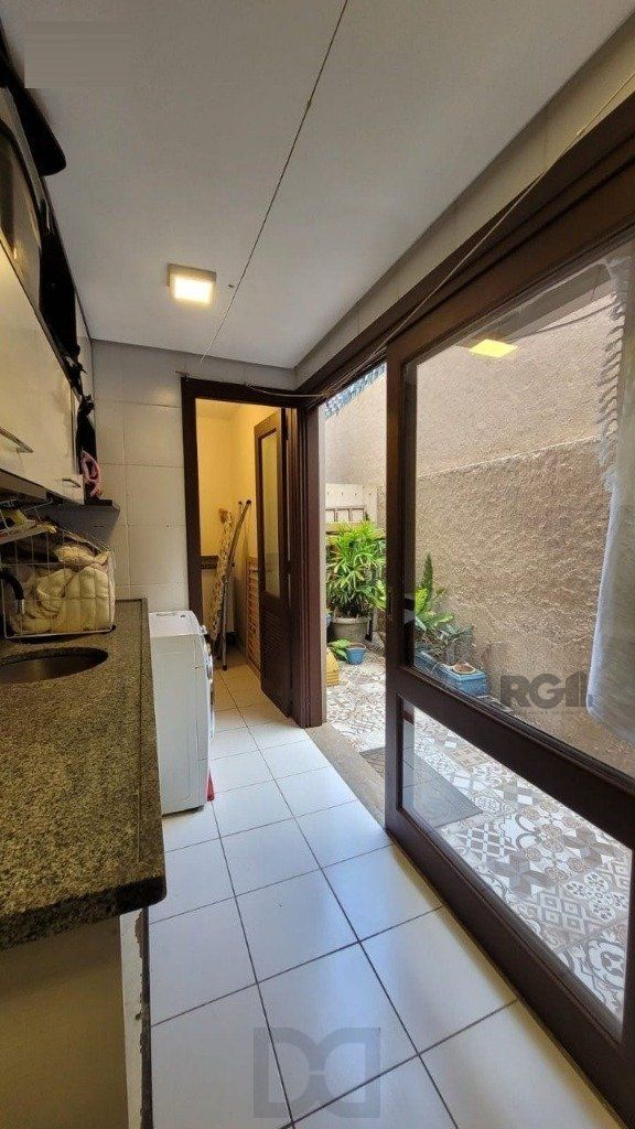 Vende-se ampla casa em condomínio com 3 dorm sendo 2 suítes, com 2 vagas e terraço - 200m² - Vila Assunção — foto 29