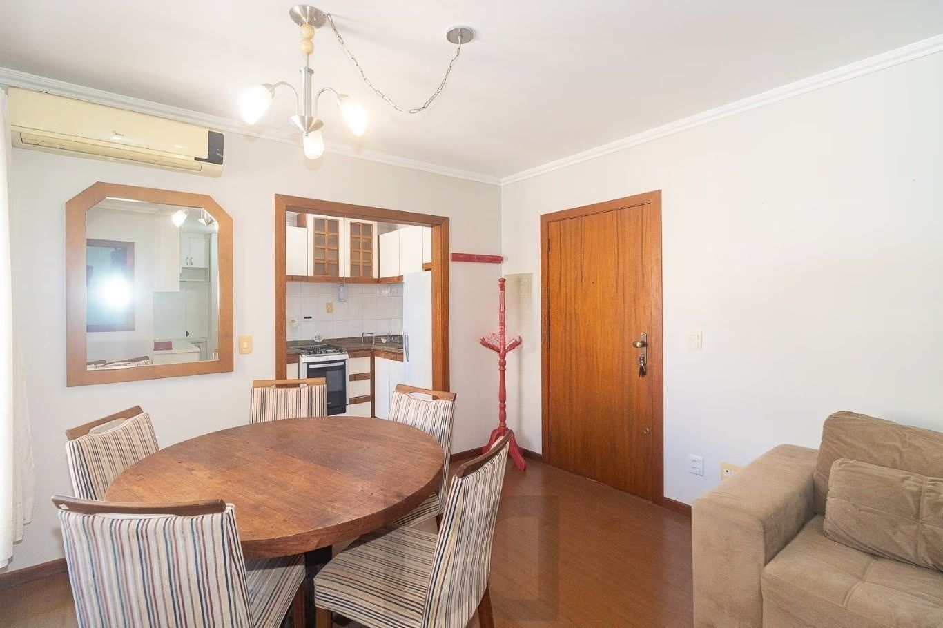 Apartamento com 1 quarto e 47m² à venda em Bela Vista, Porto Alegre. — foto 8