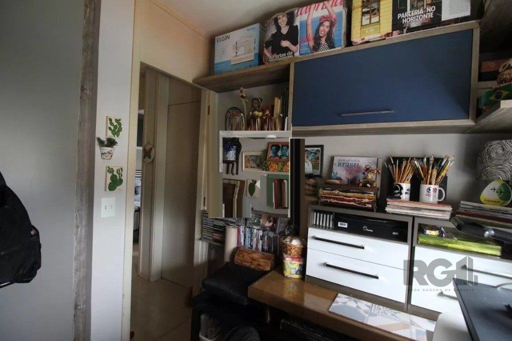 Vende-se apartamento 3 dorm 2 vagas - Bairro Morro Santana — foto 9