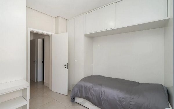 Vende-se cobertura com 2 dormitórios, sendo 1 suíte no bairro Auxiliadora — foto 30