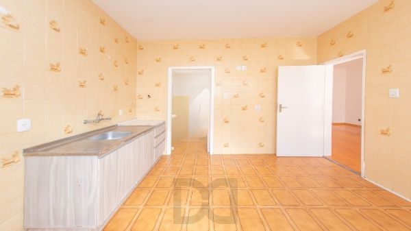 Vende-se apartamento com 3 quartos (1 suíte), 97 m² e 1 vaga – Bom Fim — foto 2