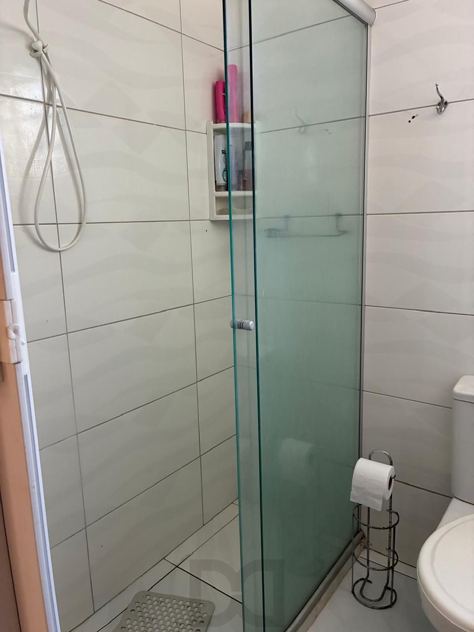 Vende-se apartamento com 2 quartos, e 1 vaga – Passo da Areia — foto 7