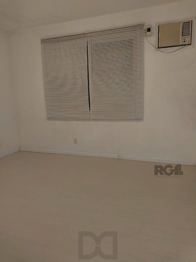 Vende-se apartamento 2 dorm com vaga, sacada com churrasqueira - 64m² - Partenon — foto 12