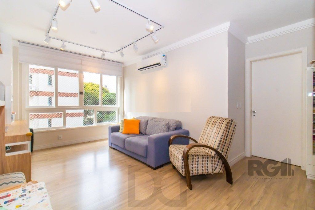 Vende-se belo apartamento a 2 quadras do Parcão, 3 quartos com suíte e vaga coberta - 110m² - Auxiliadora — foto 2