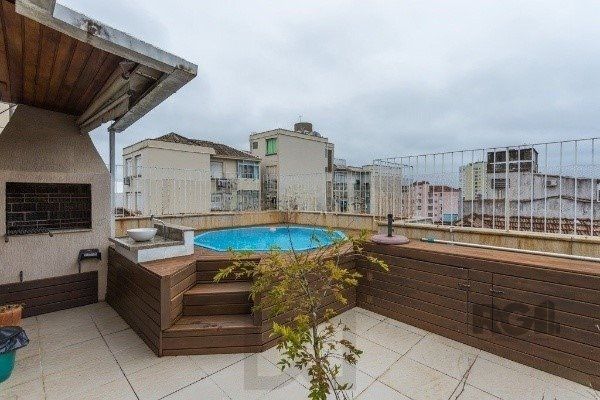 Vende-se cobertura com 4 quartos (2 suítes), 154m² e 1 vaga – Moinhos de Vento — foto 2