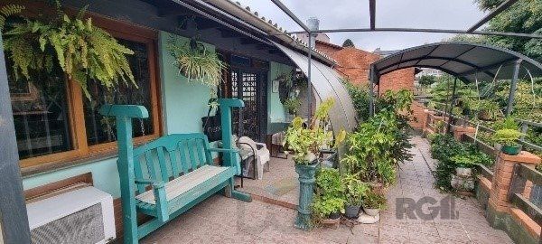 Vende-se ampla casa 6 quartos, 2 suítes, 5 vagas de garagem, churrasqueira e duas entradas individuais - 360m² - Chácara das Pedras — foto 18
