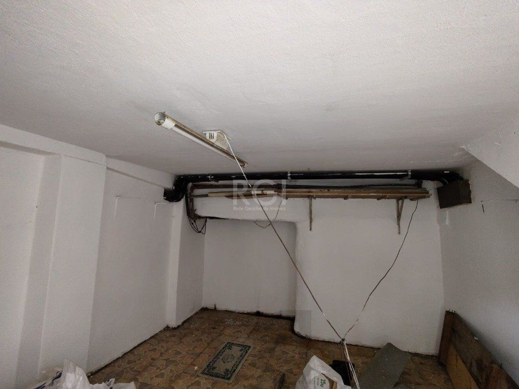 Casa para Venda - 98m², 2 dormitórios, 2 vagas - Alto Petrópolis — foto 3