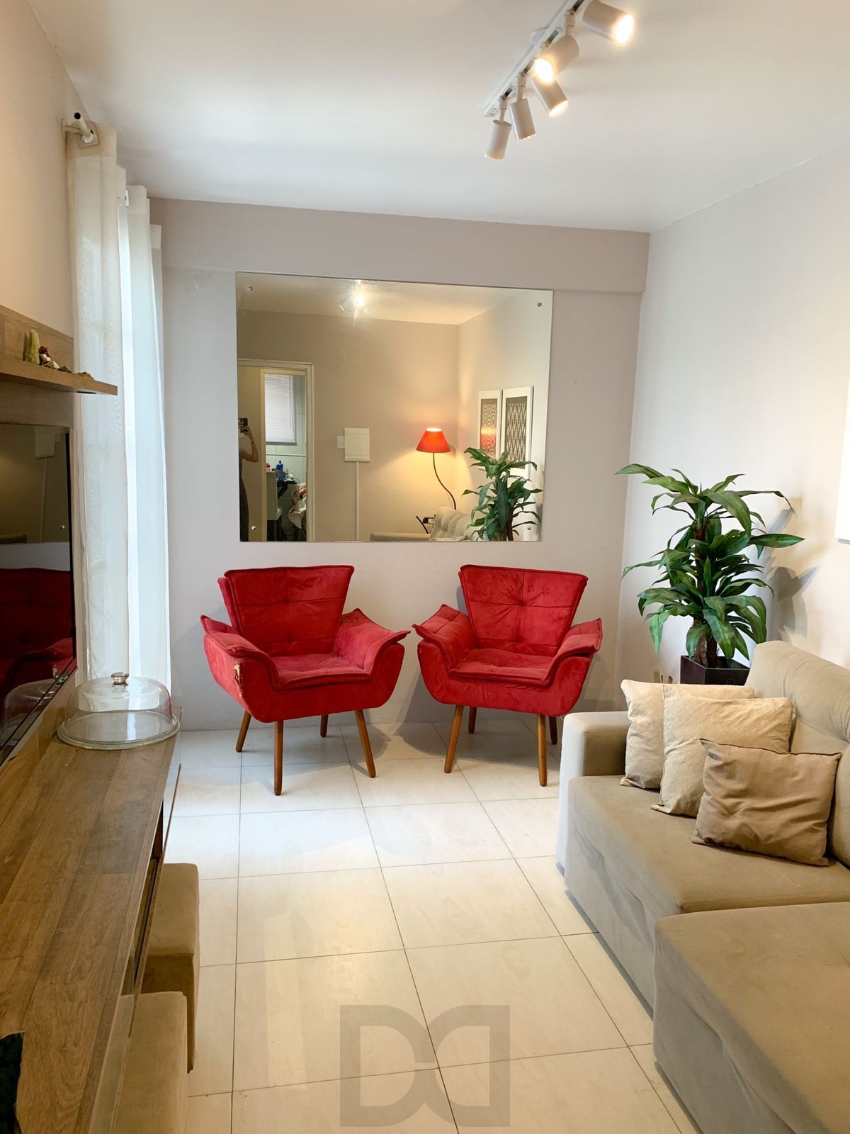 Vende-se apartamento com 3 quartos, pátio e 61 m² - Santana — foto 1