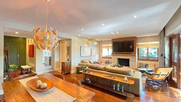 Apartamento de 200m², 4 quartos, 1 suíte e 4 vagas – Moinhos de Vento — foto 11