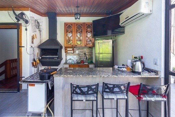 Cobertura para Venda - 100.94m², 3 dormitórios, sendo 1 suites, 2 vagas - Petrópolis — foto 4
