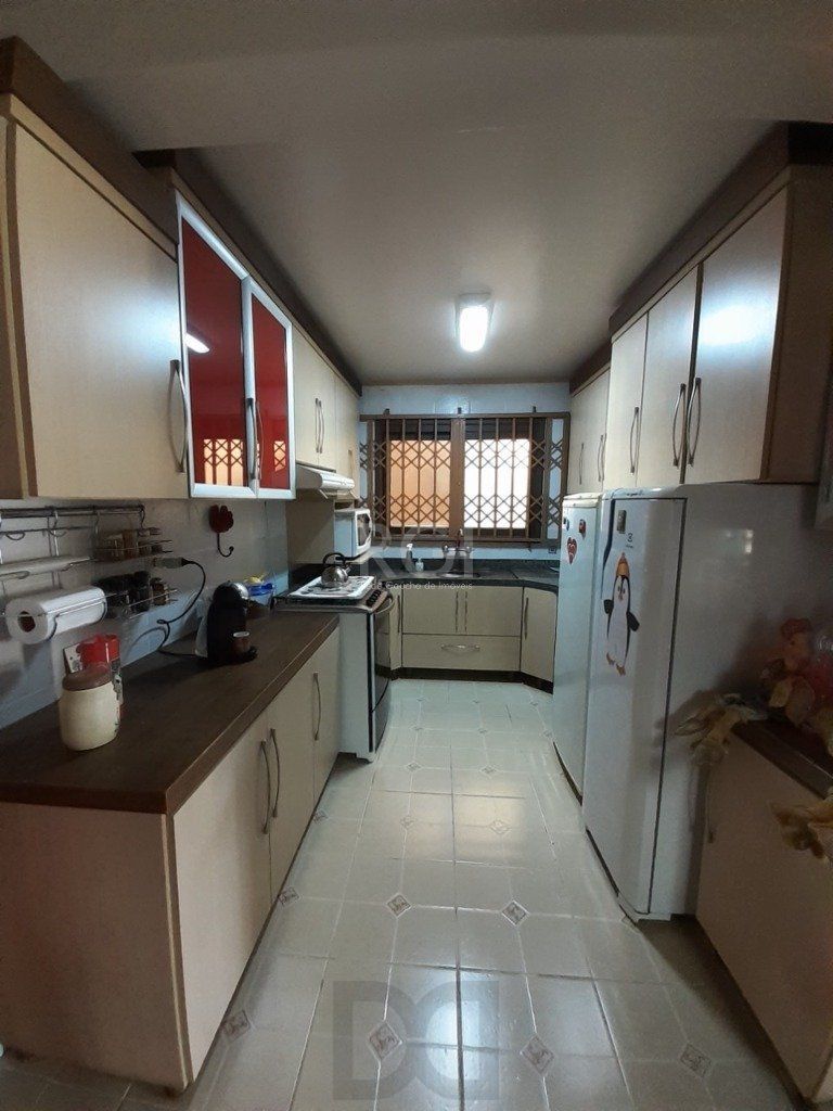 Casa 3 dormitórios, 2 suítes, 4 vagas, 257,52 m² de área privativa, no Bairro Ipanema — foto 36