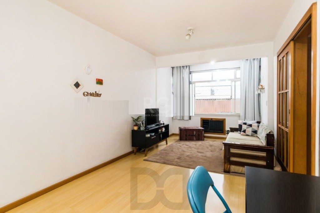 Apartamento para Venda - 79m², 2 dormitórios, 1 vaga - Partenon — foto 4