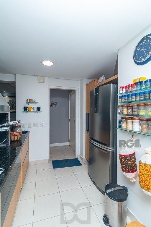 Apartamento 3 dormitórios, 1 suíte, 2 vagas de garagem no Bairro Bela Vista. — foto 9