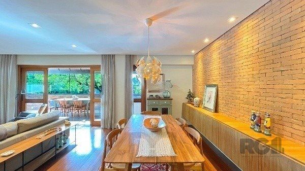 Apartamento de 200m², 4 quartos, 1 suíte e 4 vagas – Moinhos de Vento — foto 12