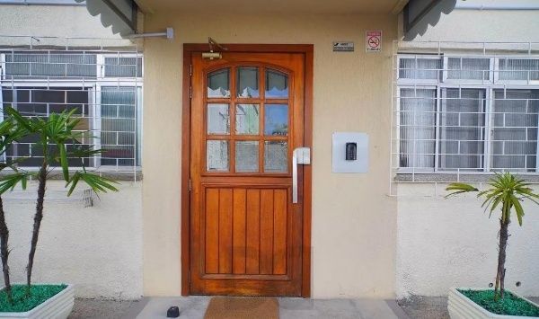Vende-se apartamento com 2 quartos, e 1 vaga – Passo da Areia — foto 11
