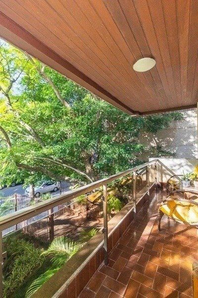 Vende-se luxuoso apartamento 2 quartos com 3 suítes, escritório, lareira, decorado por arquitero e 2 vagas - 157m² - Rio Branco — foto 4