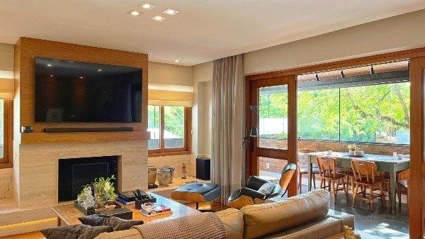 Apartamento de 200m², 4 quartos, 1 suíte e 4 vagas – Moinhos de Vento — foto 4