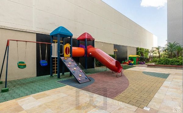 Vende-se amplo apartamento com 3 suítes, 126m² e 2 vagas - Petrópolis — foto 44