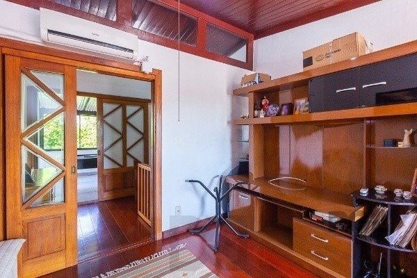 Cobertura para Venda - 100.94m², 3 dormitórios, sendo 1 suites, 2 vagas - Petrópolis — foto 11