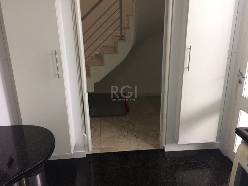 Cobertura para Venda - 248m², 3 dormitórios, sendo 1 suites, 2 vagas - Mont Serrat — foto 10