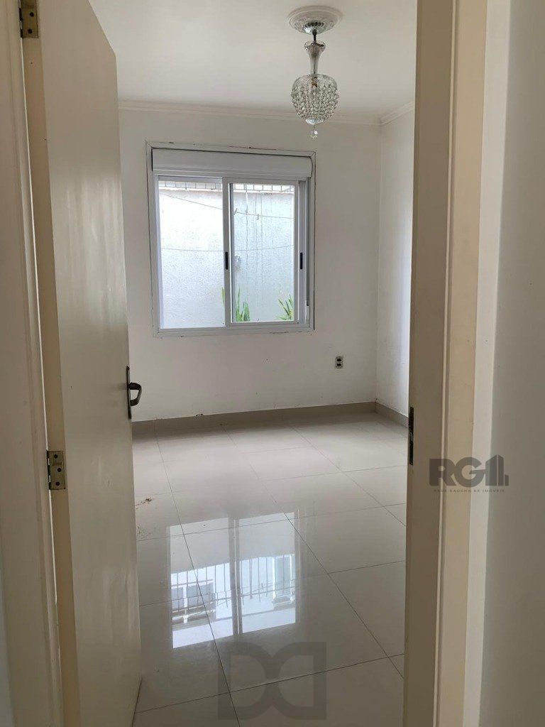 Vende-se belíssimo apartamento 3 suítes, de frente, próximo ao Parcão, reformado e com pátio - 194m² - Auxiliadora — foto 4