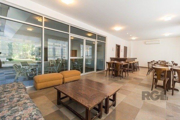 Vende-se amplo apartamento 3 quartos c/ suíte, 2 vagas, living com sacada e vista - 139m² - Auxiliadora — foto 27