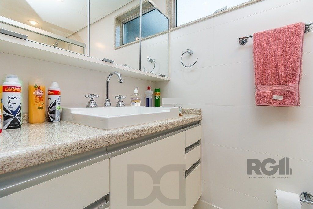 Vende-se amplo apartamento 3 quartos c/ suíte, 2 vagas, living com sacada e vista - 139m² - Auxiliadora — foto 8