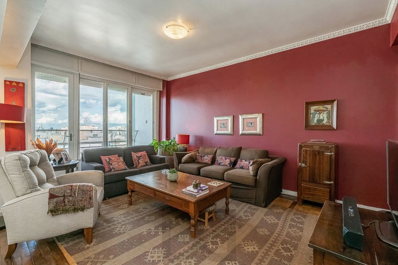 Vende-se apartamento com 3 quartos( 1 suíte), 160m² e 1 vaga - Independência — foto 1