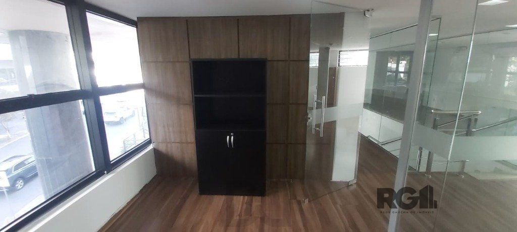 Loja com 113m² de área privativa no Bairro Três Figueiras — foto 4
