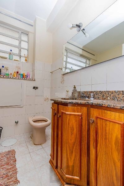 Vende-se apartamento com 2 quartos, sacada e 1 vaga – 113 m² – Moinhos de Vento — foto 19